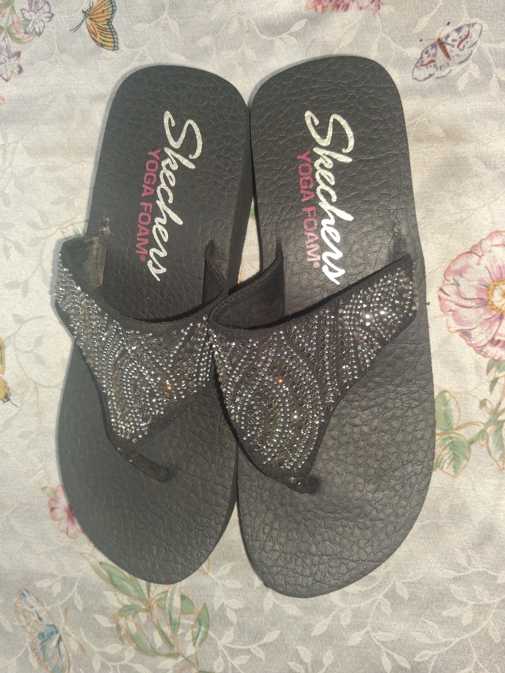 Skechers Black Yoga Foam Beaded Flip Flop Sandals
